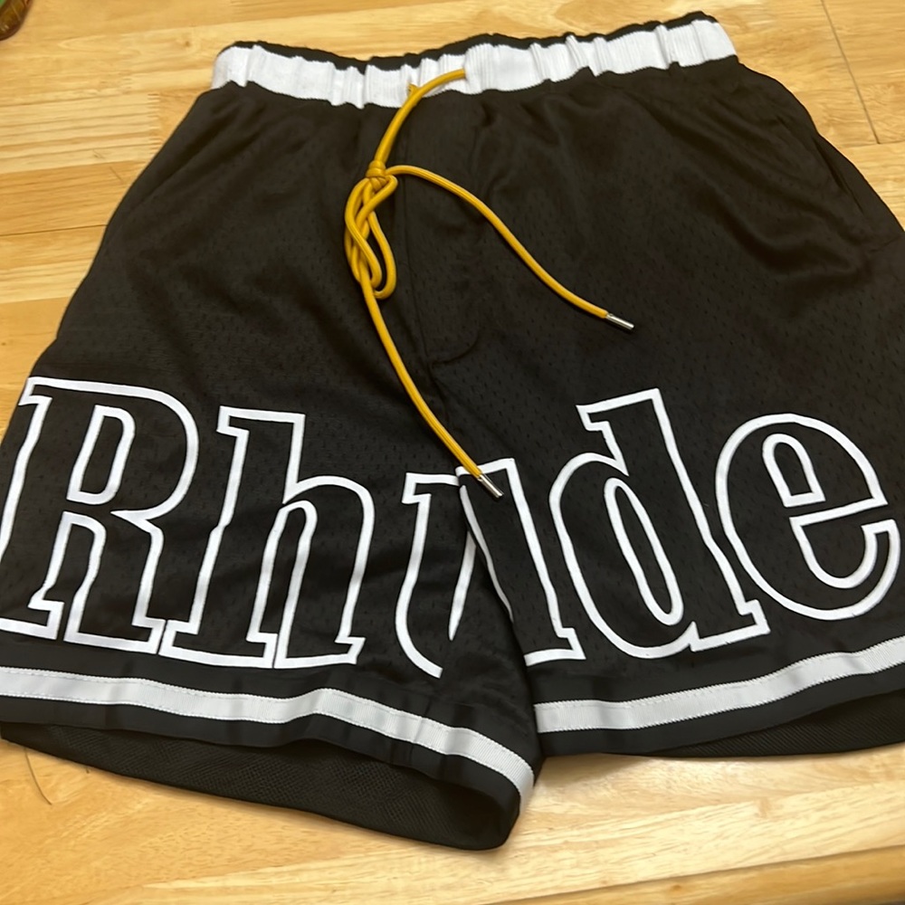 Rude shorts size small